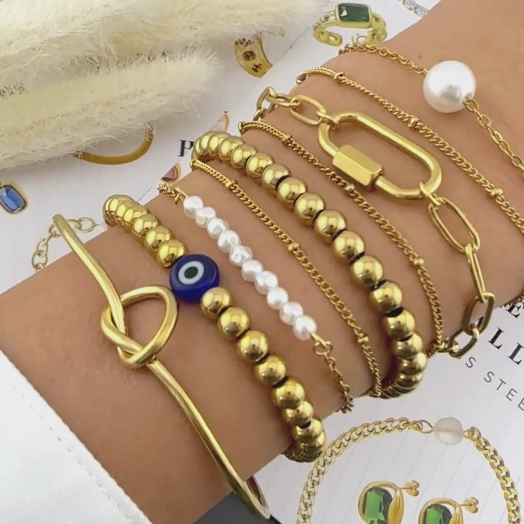 Perlenarmband mit Süßwasserperlen